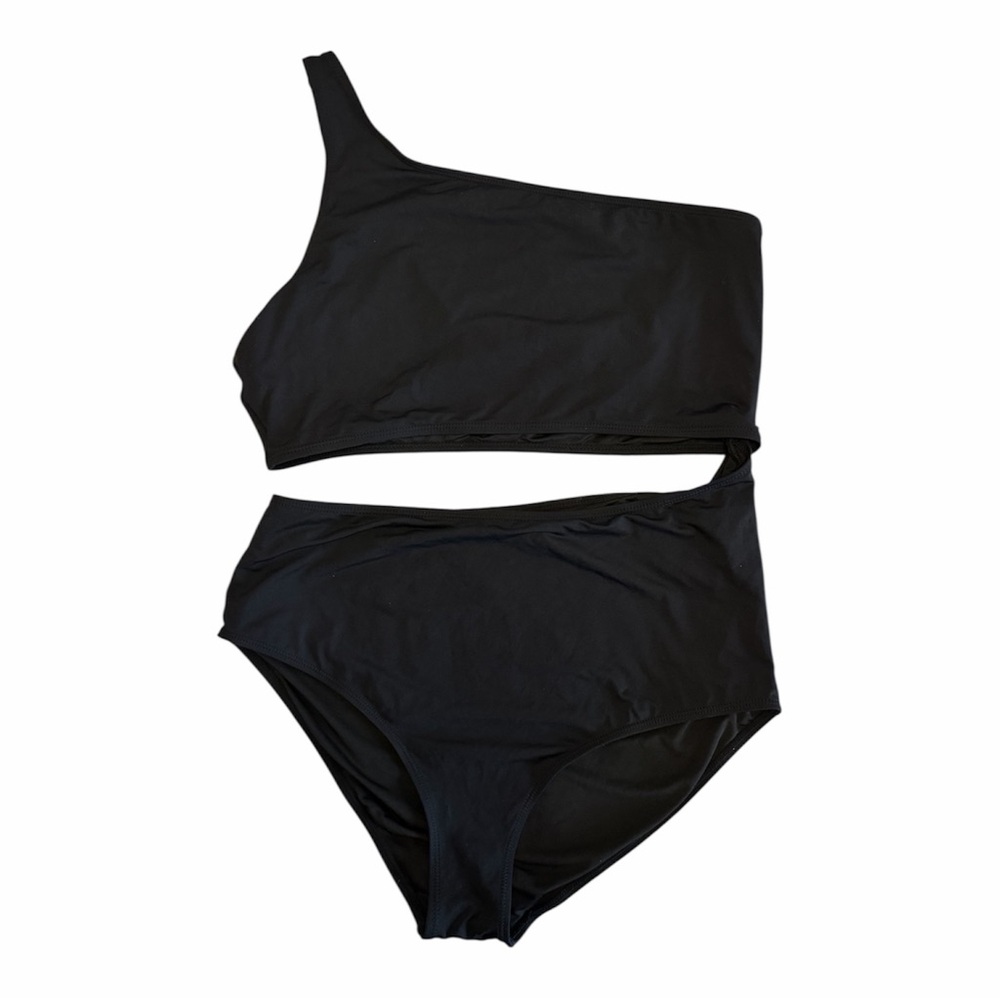 One-Shoulder Swimsuit - Picture 4 of 6